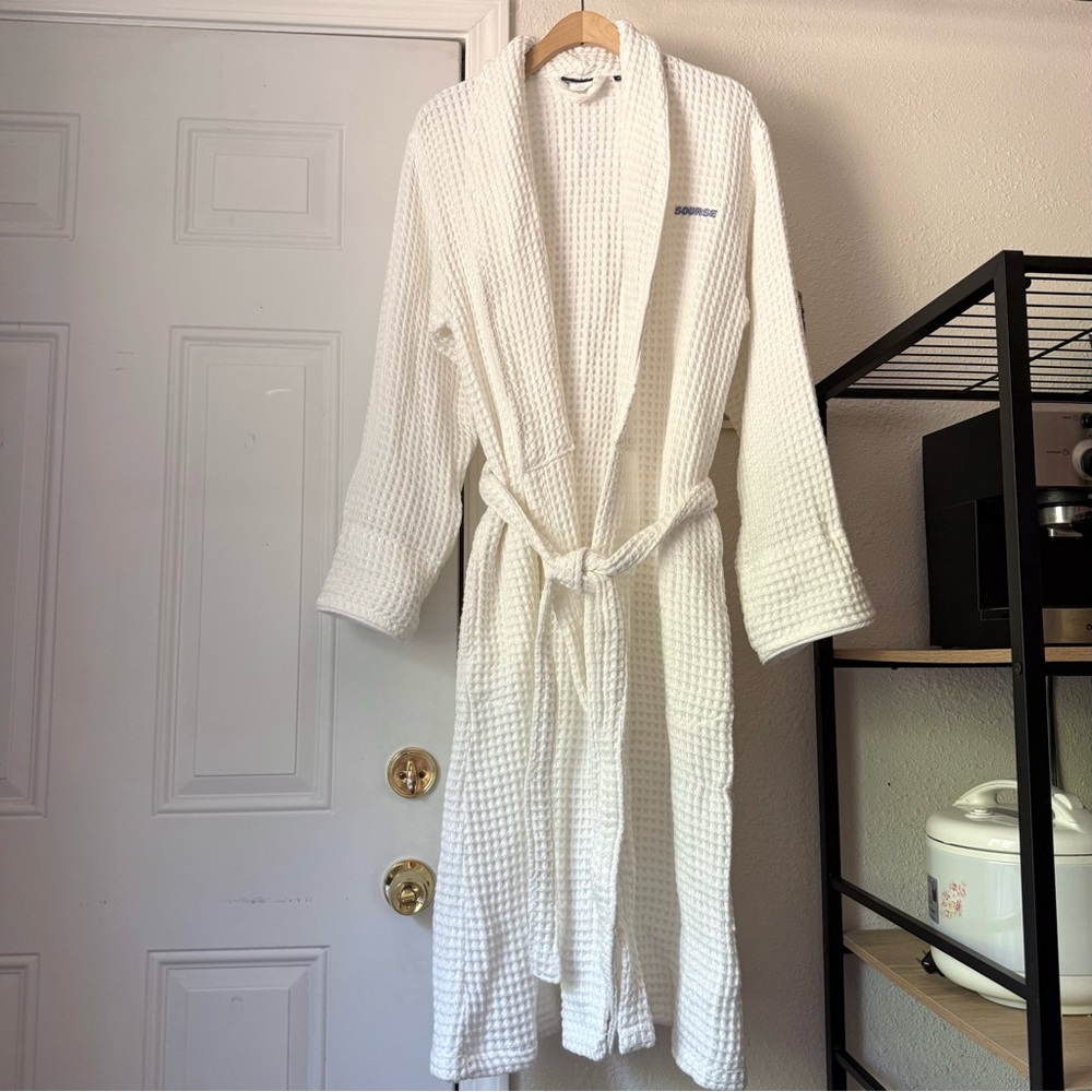 BROOKLINEN white cotton waffle thermal belted bath robe